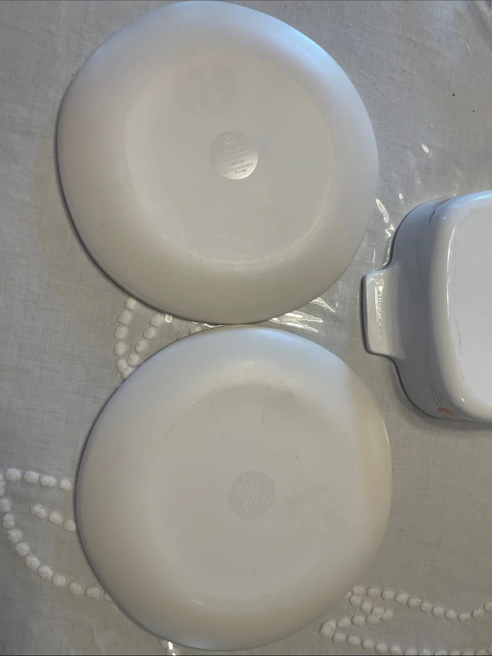 Vintage Corningwere set with two carrot dishes from threshold bundle.